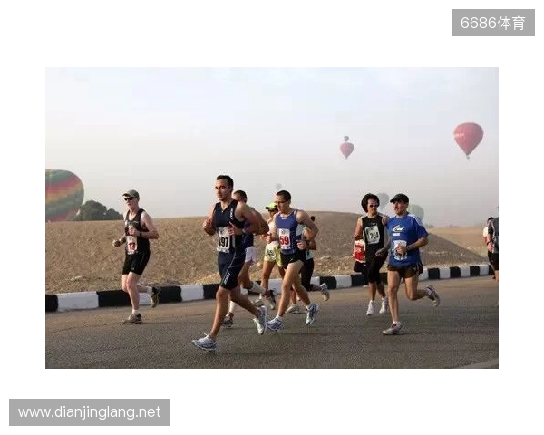 感人至深，朋友穿若塔球衣跑马拉松，期间与若塔妻子相拥