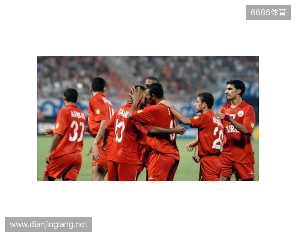 亚预赛出线关键战！中国香港vs新加坡首发：安永佳、陈晋一领衔